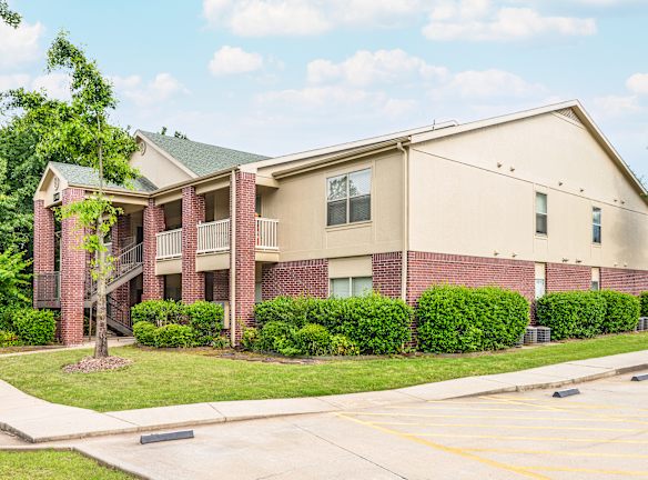 Cornerstone I II Apartments For Rent - Fayetteville, AR | Rentals.com