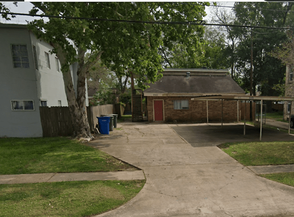 2569 North St - Beaumont, TX