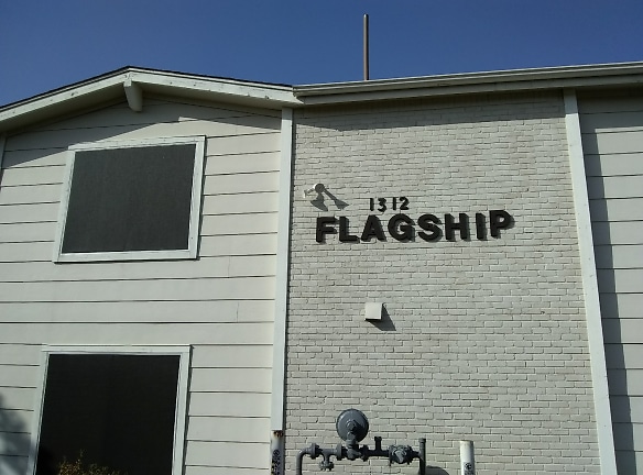 Flagship Apartments - Austin, TX