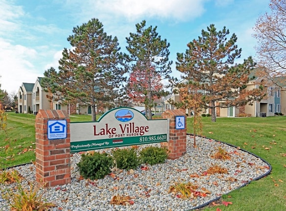 Lake Village Of Port Huron Apartments - Port Huron, MI
