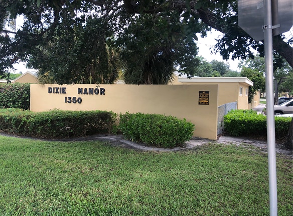 Dixie Manor Apartments - Boca Raton, FL