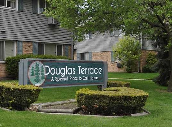 Douglas Terrace - Racine, WI