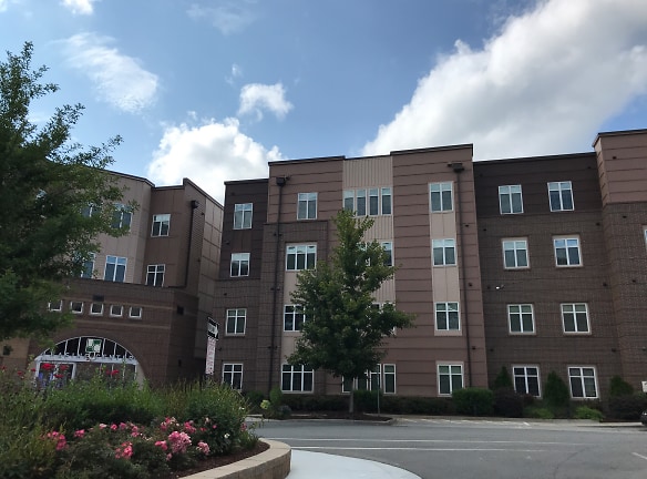 University Crossing Apartments - Charlotte, NC
