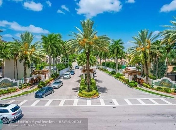 5773 NW 116th Ave #105 - Doral, FL