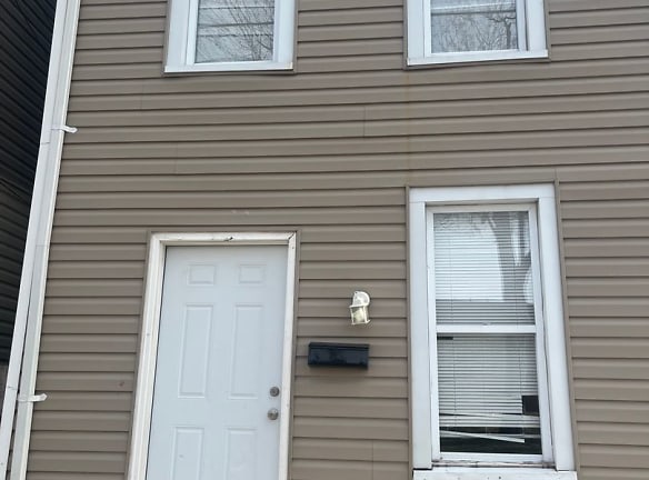 208-1 Jonathan St - Hagerstown, MD