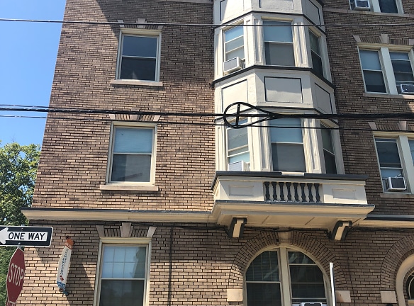 Osage Manor Apartments - Philadelphia, PA