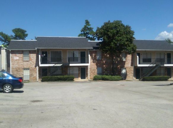 Carriage Woods Apartments - Conroe, TX