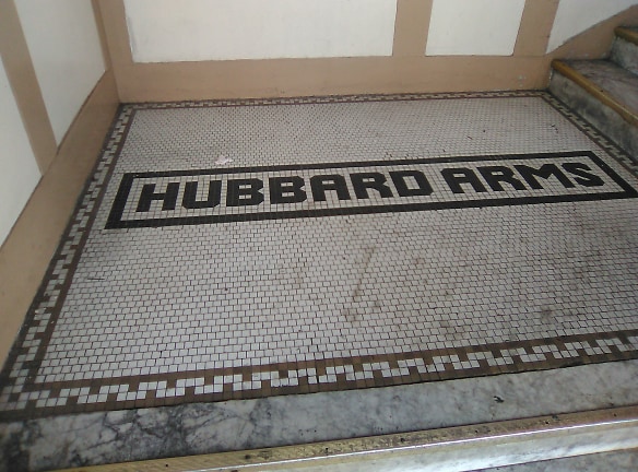 Hubbard Arms Apartments - Los Angeles, CA