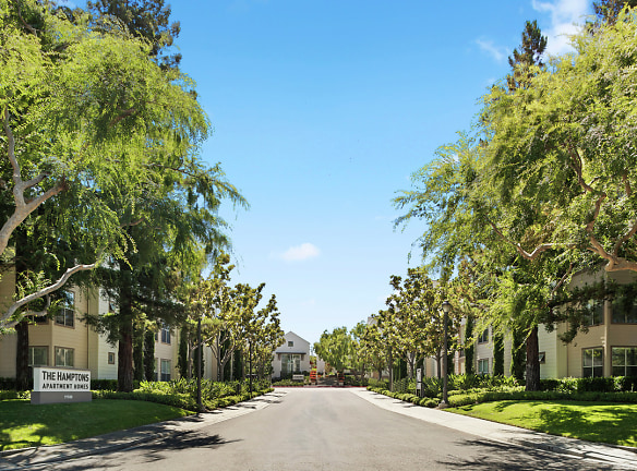The Hamptons Apartments - Cupertino, CA