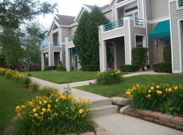 Blueberry Hill Apartments - Madison, WI