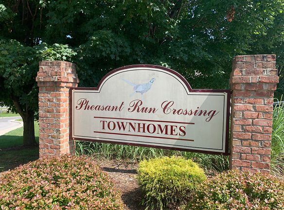 Pheasant Run Townhomesraines Apartments - Blacksburg, VA