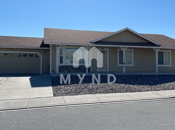 1456 Wagtail Dr - Sparks, NV