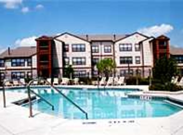 Falcon Trace Apartments - Orlando, FL
