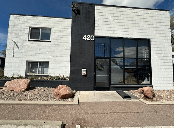 420 E Brookside St unit 8 - Colorado Springs, CO