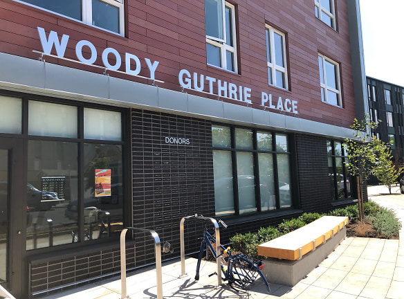 Woody Guthrie Place Apartments - Portland, OR