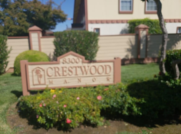 Crestwood Apartments - Gilroy, CA