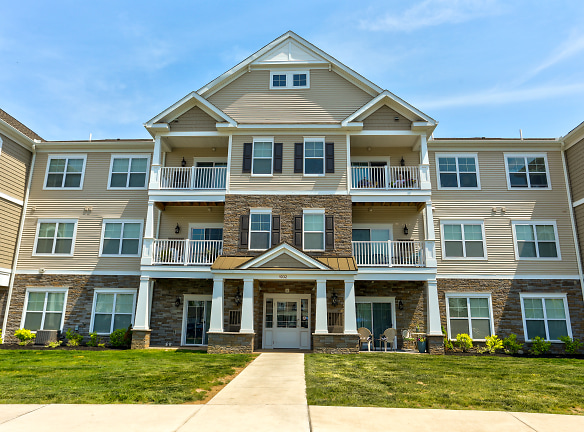 Winding Creek Apartments & Townhomes - Webster, NY