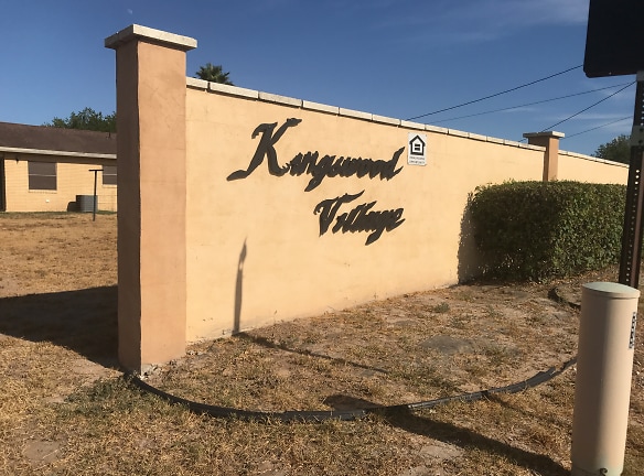 Kingswood Village Apartments - Edinburg, TX