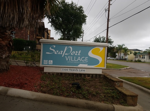 Seaport Village Apartments - Galveston, TX