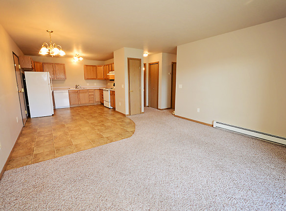 Terrace Pointe Apartments - Minot, ND