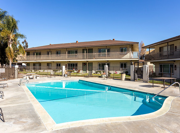 Stoneybrook Apartments - Oceanside, CA