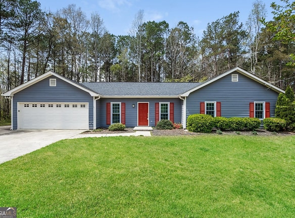 25 Christian Woods Dr - Conyers, GA