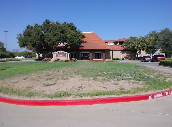Residential Learning Community Apartments - Laredo, TX