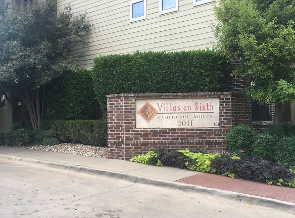Villas On Sixth Apartments - Austin, TX