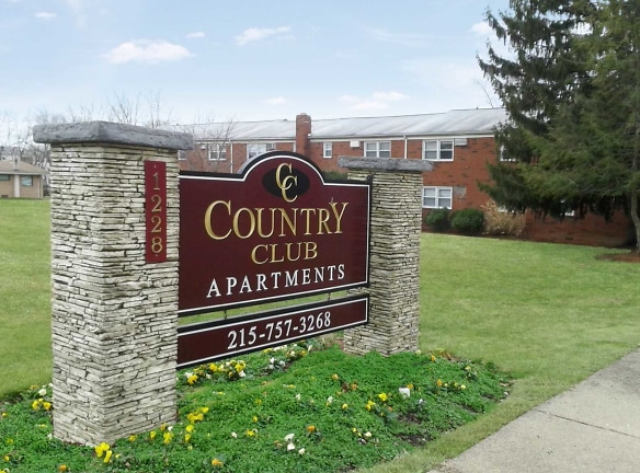 Country Club Apartments - Levittown, PA