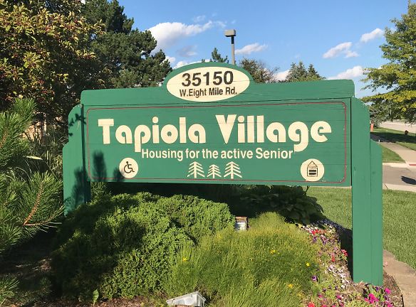 Tapiola Village Apartments - Farmington Hills, MI
