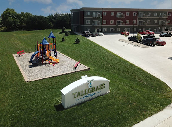 Tallgrass Village Apartments & Townhomes - Spirit Lake, IA