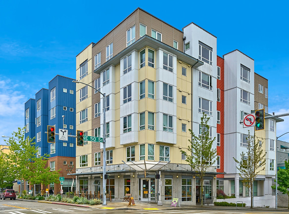 Helix-Ellipse Apartments - Seattle, WA