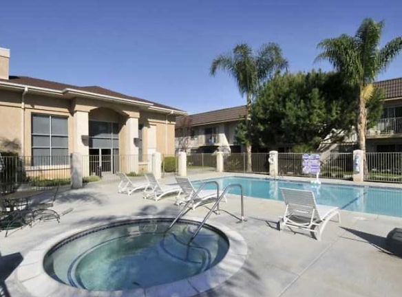 Hillcrest Village Senior Apartments - Anaheim, CA