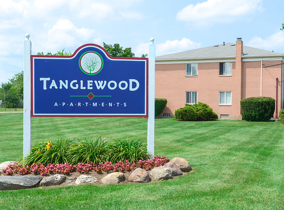 Tanglewood Apartments - Woodhaven, MI