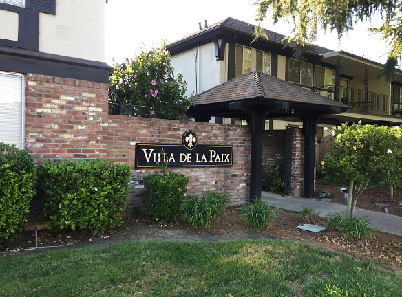 Villa De La Paix Apartments - Stockton, CA