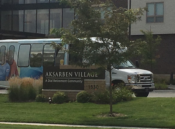 Aksarben Village Retirement Community Apartments - Omaha, NE
