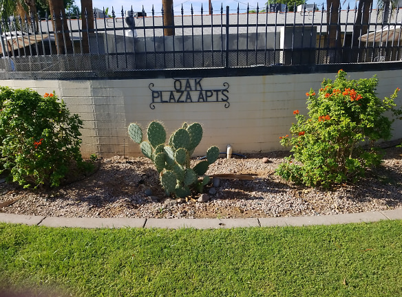Oak Plaza Apts. Apartments - Phoenix, AZ