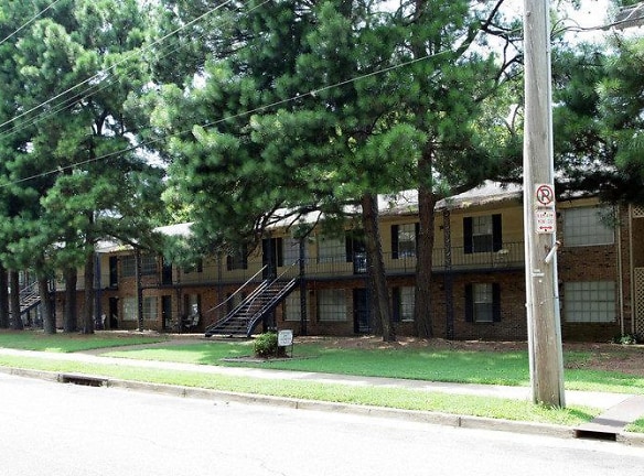 Raleigh Pines - Memphis, TN