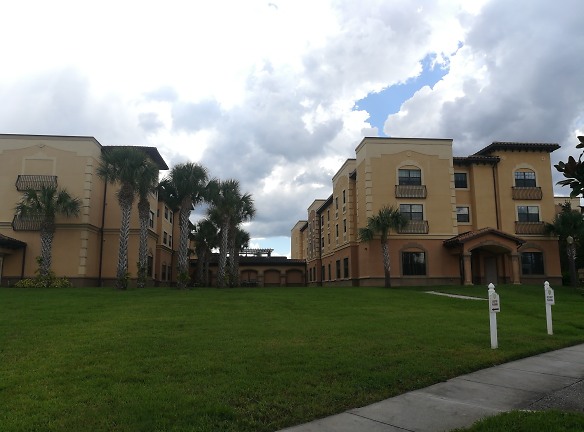 Oakmonte Villages Of Lake Mary Apartments - Lake Mary, FL