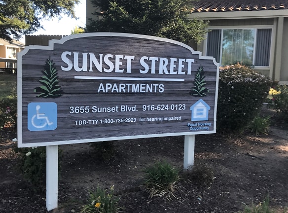Sunset Street Apartments - Rocklin, CA