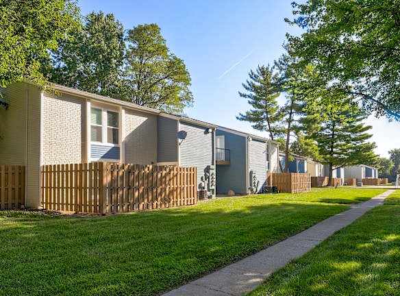 Creekside At Meridian Hills Apartments Indianapolis, IN
