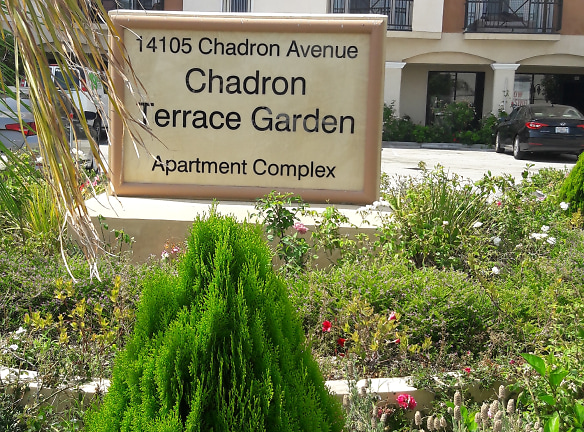 Chadron Terrace Garden Apartments - Hawthorne, CA