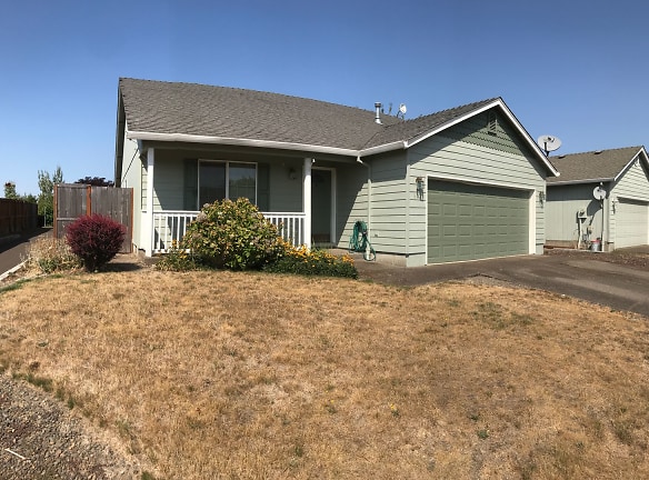 338 Park Pl S - Monmouth, OR