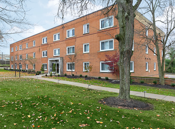 Old Green Road Apartments - Beachwood, OH
