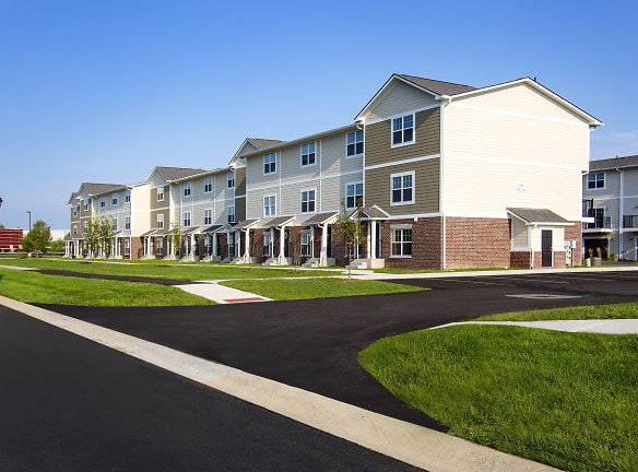 Stone Ridge Apartments & Townhomes At The Ridge - Indianapolis, IN