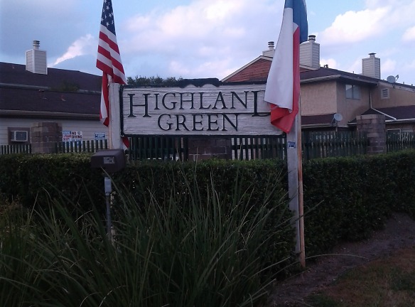 Highland Green Apartments - Houston, TX