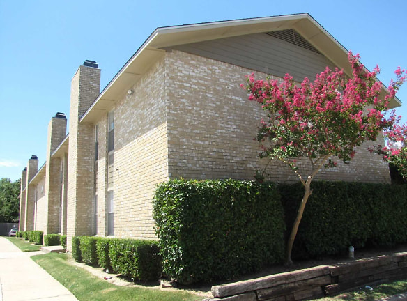 Lexington Apartment Homes - Grand Prairie, TX