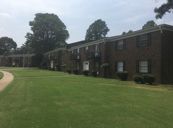 Hickory Hills Apartments - Memphis, TN