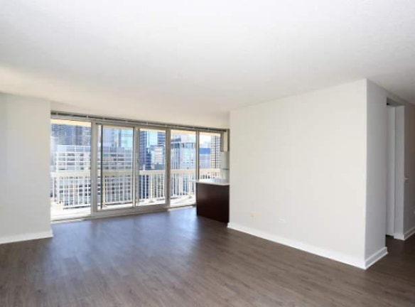 540 N State St unit 102 - Chicago, IL