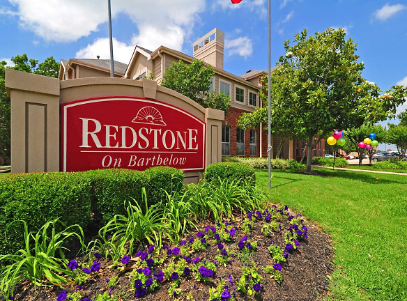 Redstone Apartments - College Station, TX